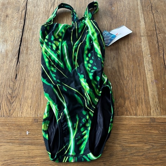 NWT $72 Speedo Women's Reigning Light Flyback One Piece Swimsuit Size: 30 / 4 - Picture 1 of 5